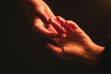 Crystals, Chakras and Reflexology: Gentle Support for Balance and Wellbeing